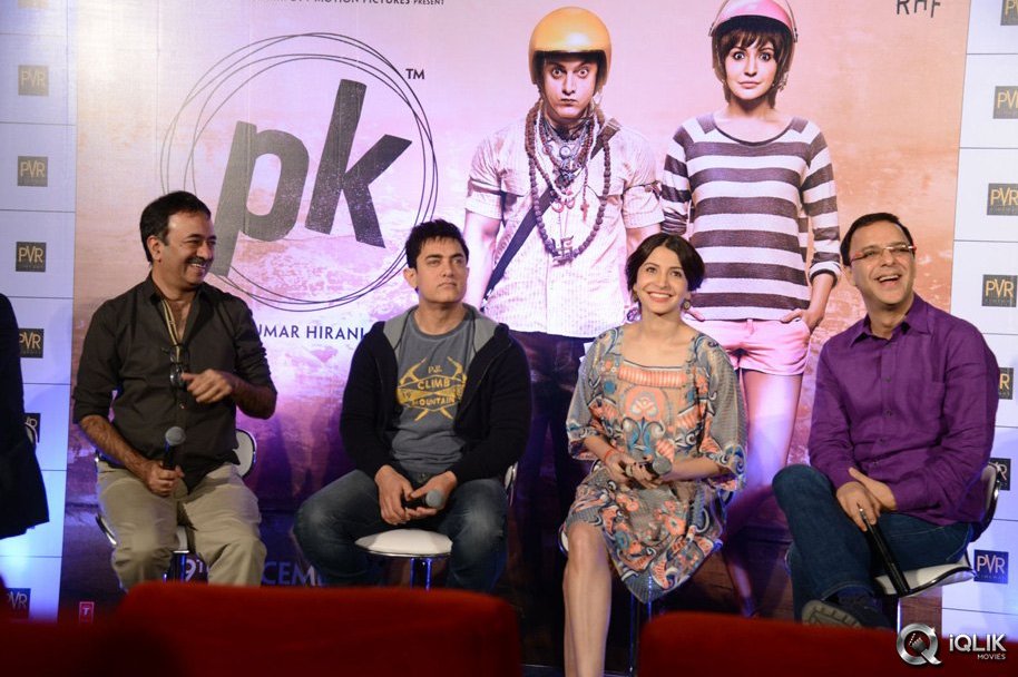 Aamir-Khan-PK-Movie-Press-Meet-Photos